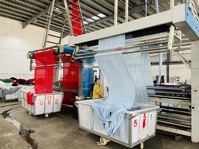 嵘创与专业生产户外运动服用高档化纤面料的纺织厂合作多套中压蒸汽流量计